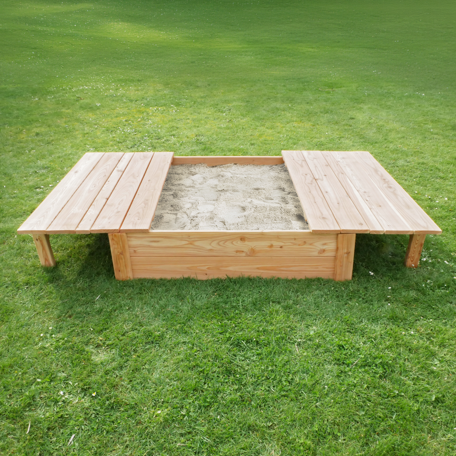 Sandkasten Oskar – geöffnet
