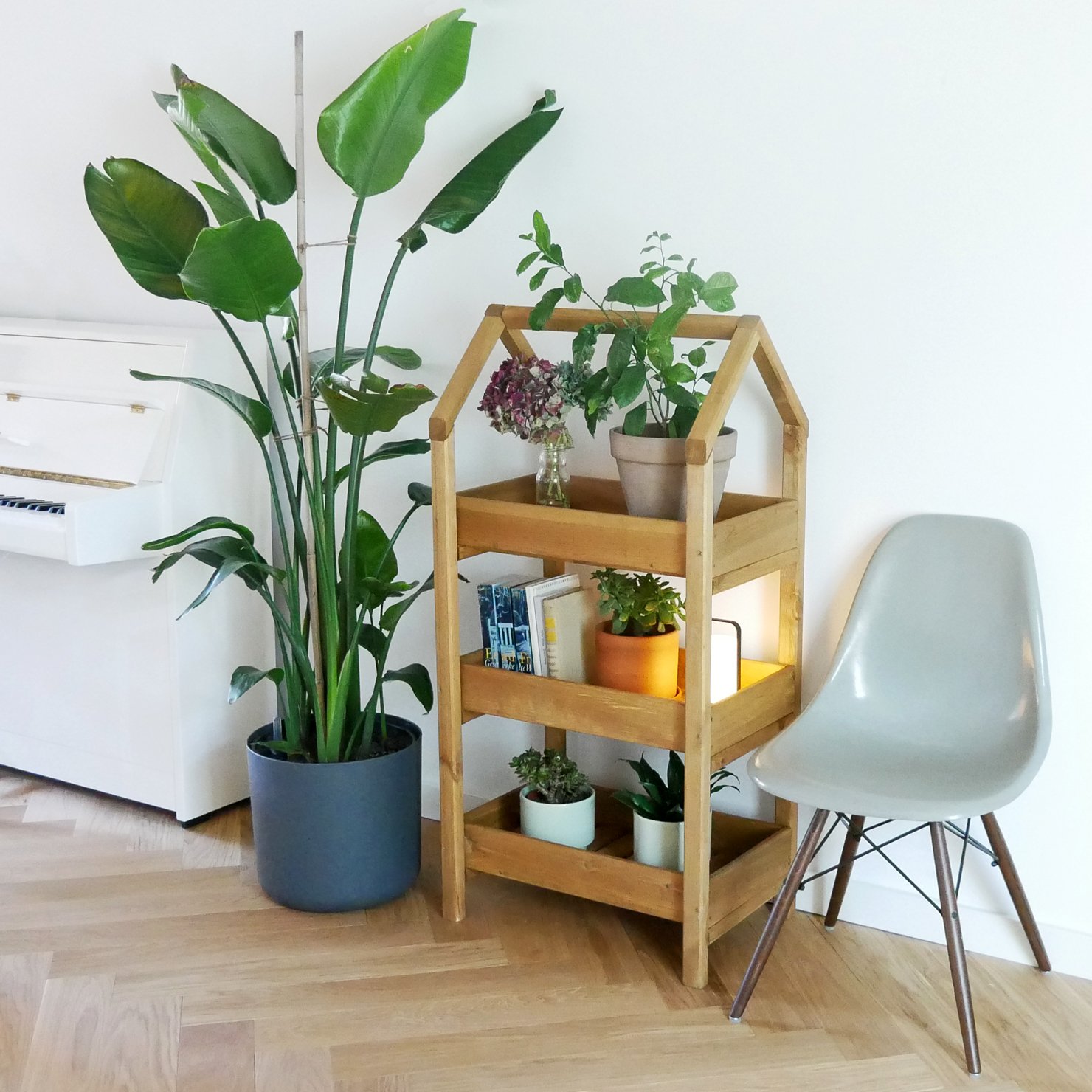 Gartenregal Ares  – auch für die Verwendung im Haus geeignet