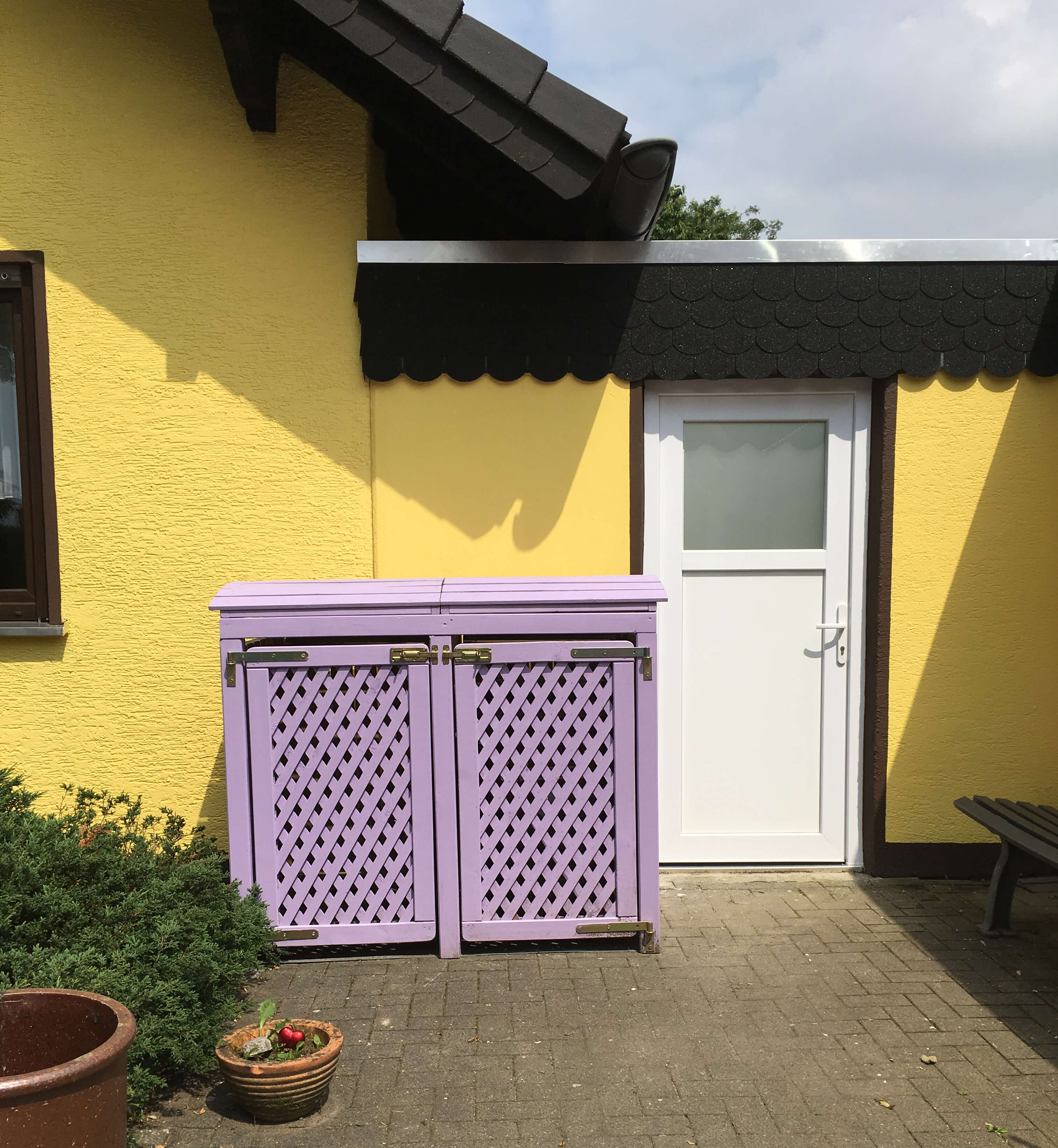 Mülltonnenbox für 2 x 240 L Tonne, vom Kunden lasiert